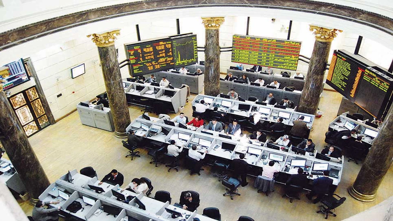 سهم “مصر للفنادق” يهيمن على قائمة الارتفاعات في السوق اليوم